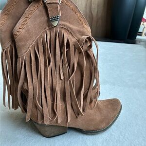 Fringe Suede Western Boots - Tan